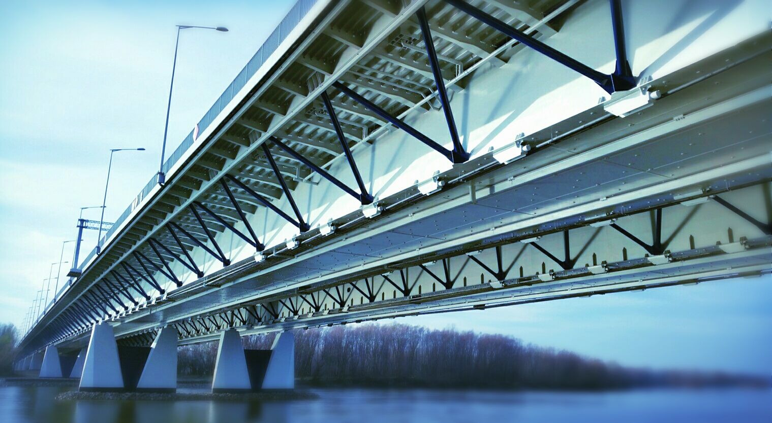 Most im. gen. Grota-Roweckiego w Warszawie w ciągu drogi S8 Warszawa - Białystok